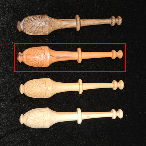 Scallop Shell Bobbin