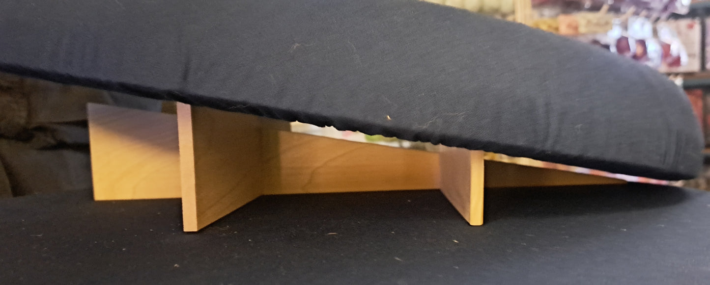 Table Stand for Cookie Pillow